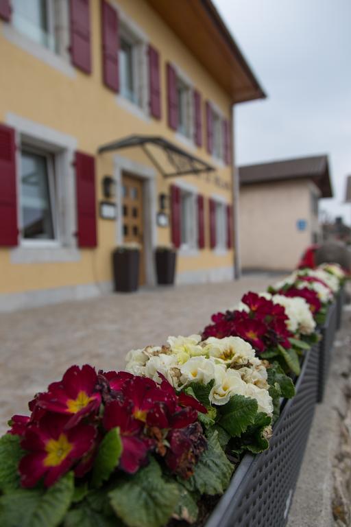 Auberge Le Relais Chavannes De Bogis ภายนอก รูปภาพ